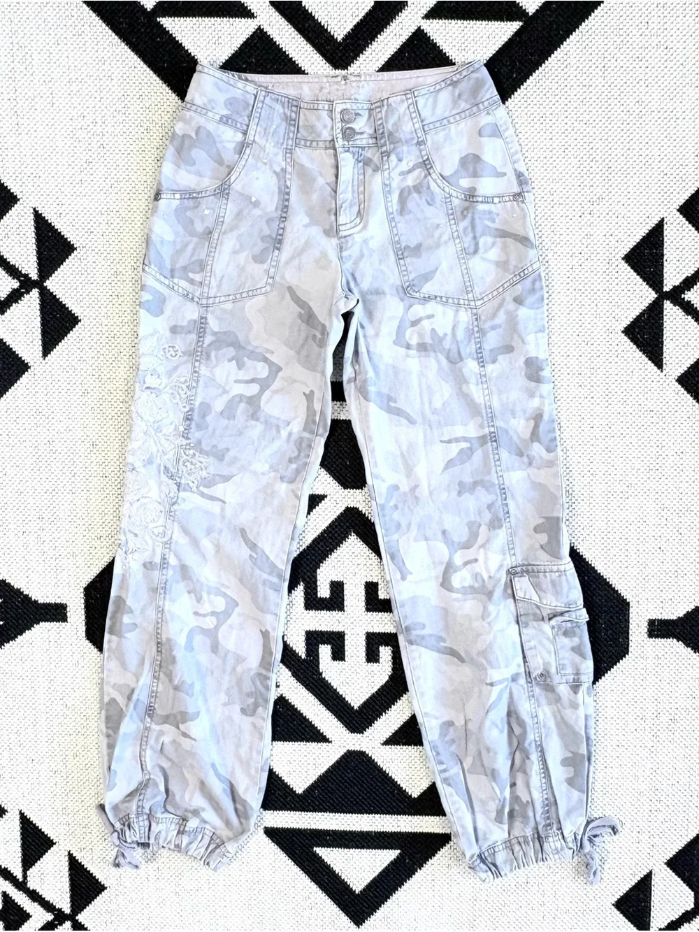 Girls Bundle of Jeans & Camo Cargo Pants Size 14